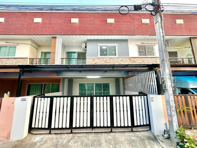 ขายบ้าน ทาวน์เฮ้าส์สองชั้น มือ 2 ปรีชาพัฒน์ ตำบล นาป่า อำเภอเมืองชลบุรี ชลบุรี NKA-VP51-181